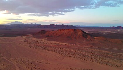 Naklejka premium Desert landscape at sunset