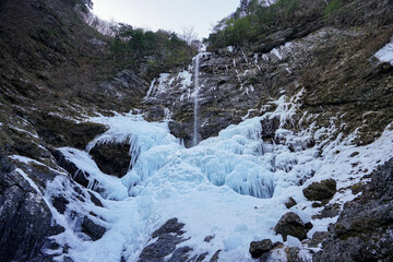 風折滝（かぜおれのたき）の氷瀑
