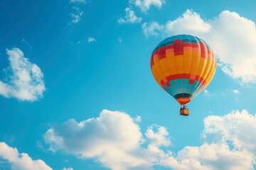 Obraz premium hot air balloon in blue sky