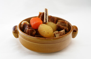 galbizzim, Braised Pork Ribs with Carrots and Potatoes in Earthenware Bowl
