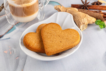 Sweet ginger cookies for snack