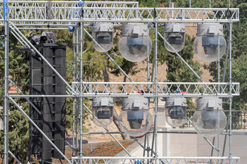 Light heads equipment