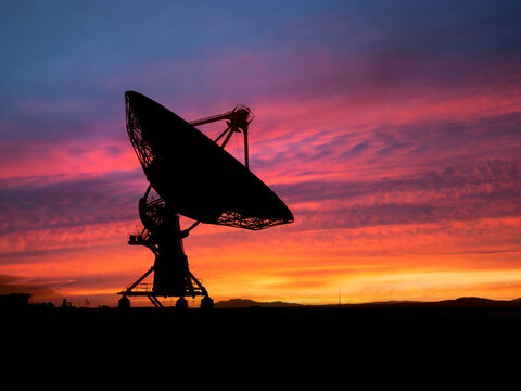 Radio telescope array scans deep space from Earth in search of signals