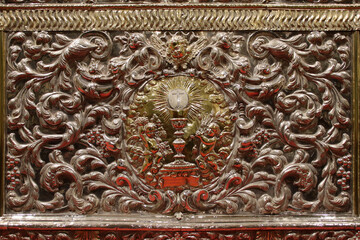 baroque (?) silver altar in a gothic cathedral in zamora in spain 