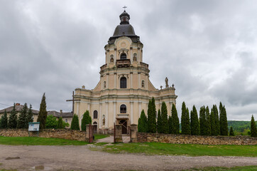 Obraz premium Ancient Baroque Church of the Holy Trinity in Mykulyntsi, Ukraine