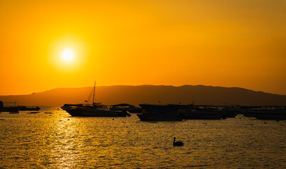 Ein Sonnenuntergang in Paracas, Peru