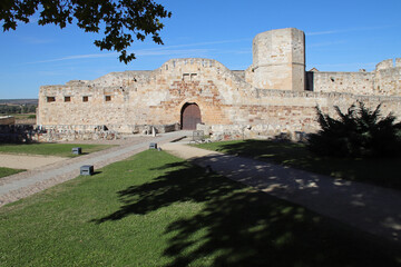 ruined medieval castle in zamora in spain  © frdric