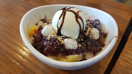 Korean Dessert Patbingsu with Ice Cream
