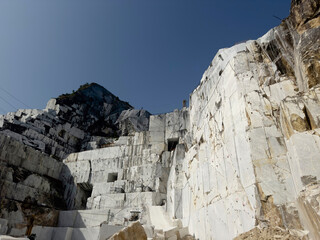The extraction and labor that shape the mountain