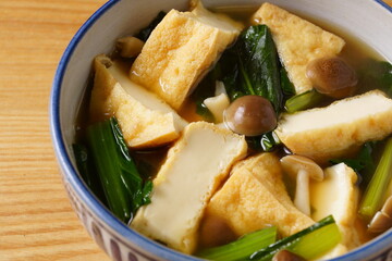厚揚げとホウレン草の煮物