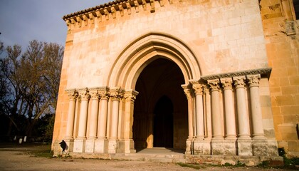 Obraz premium Ancient stone archway entrance