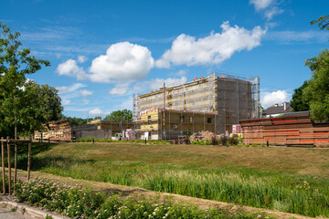 Insulation and renovation of old apartment buildings in the city of Valka © talavietis