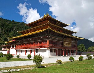 Obraz premium Asian temple complex against a partly cloudy sky