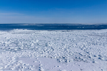 Sea of Okhotsk covered with drift ice © 多田 智
