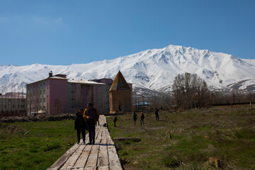 Akdamar Island is the second largest island in Lake Van, located between T&uuml;rkiye's Van and Bitlis provinces.