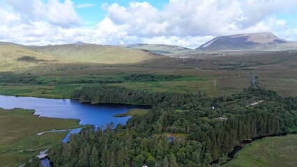 Fototapeta premium parc national de Glenveagh en Irlande: entre lacs et montagnes