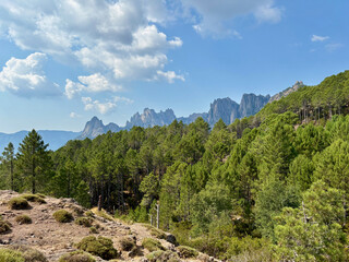 Paysage sur la dernière étape du GR20 entre Paliri et Conca