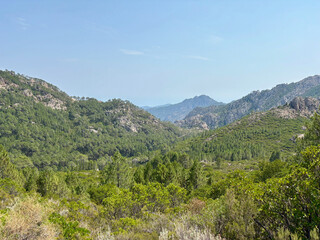 Paysage sur la dernière étape du GR20 entre Paliri et Conca