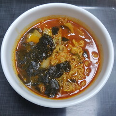 Korean Spicy Instant Noodles in Broth with Seaweed