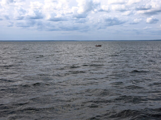Fototapeta premium Pleshcheyevo lake in Pereslavl-Zalessky in summer