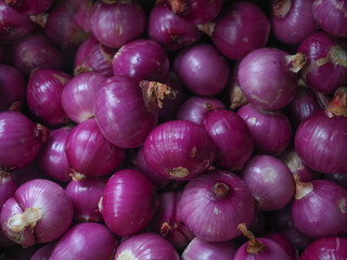 Fresh vegetables sold wholesale at cheap prices in the market