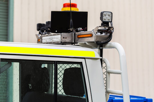 light bar fitted to top of mining fleet Ute vehicle