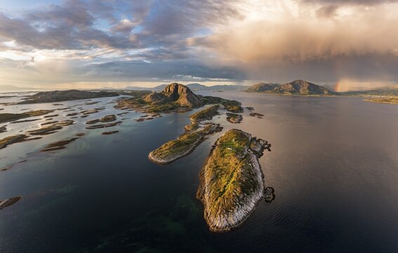 Mount Torghatten with surrounding islands, Br&oslash;nn&oslash;ysund, Helgoland, Helgeland coast, Norway