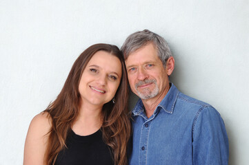 pai e filha juntos celebram dia dos pais 
