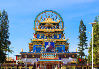 Peaceful Buddhist temples and serene Buddha sculptures reflecting spiritual heritage, meditation, and traditional architecture across Asia.