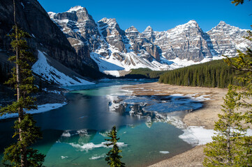 moraine lake canadian rocky