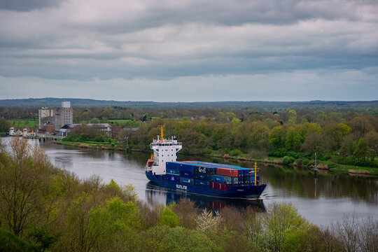 Nord Ostsee Kanal Container Schiff