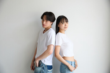 アジアの若い男女の美容に関するポートレート