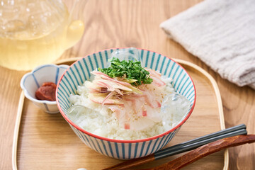 冷やし鯛茶漬け｜冷たいお出汁で食べる夏ごはん