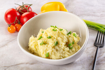 Mashed potato with green onion