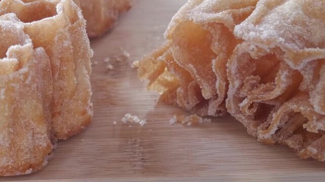 Spanish flor frita dessert, also called flor de Lis or hojuela.