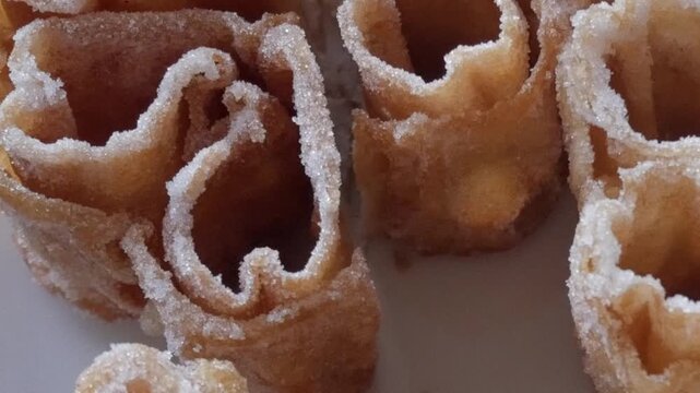 Flor frita: traditional Spanish fried sweet treat.