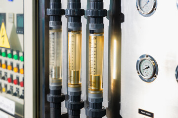 Water flow meter in water industry, LPM Flowmeter pressure gauge machine purifier process pipe