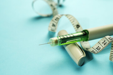 Plakat Semaglutide Injection Pen with Measuring Tape – Weight Loss and Diabetes Treatment