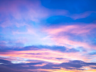 Obraz premium 赤焼けに染まる雲