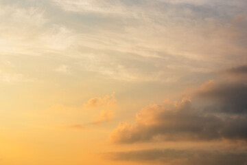 Fototapeta premium 夏の空 夕暮れの時の空と雲68