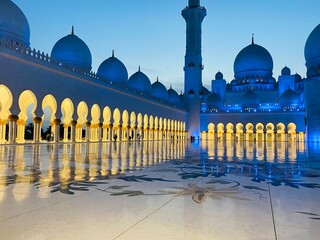 mosque at night