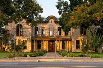 Obraz premium Old Gillespie County Courthouse in Fredericksburg, Texas