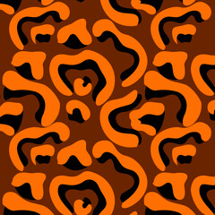 Seamless leopard pattern. Hand draw animals pattern in vector. Coffee background. 