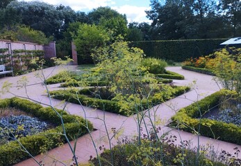 Collection of International Gardens – Landscaped Gardens from Different Countries in One Place