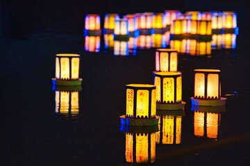燈籠流し