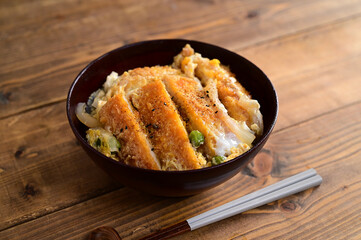 チキンカツ丼