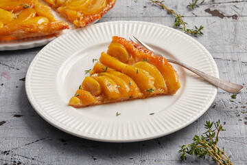 Apple cake