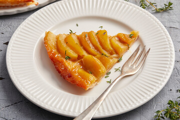 Apple cake
