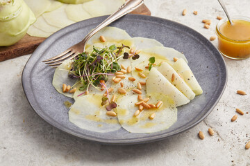 Kohlrabi carpaccio