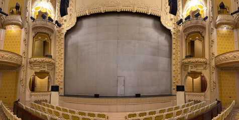 Vichy, thermes, palais des congrès opéra